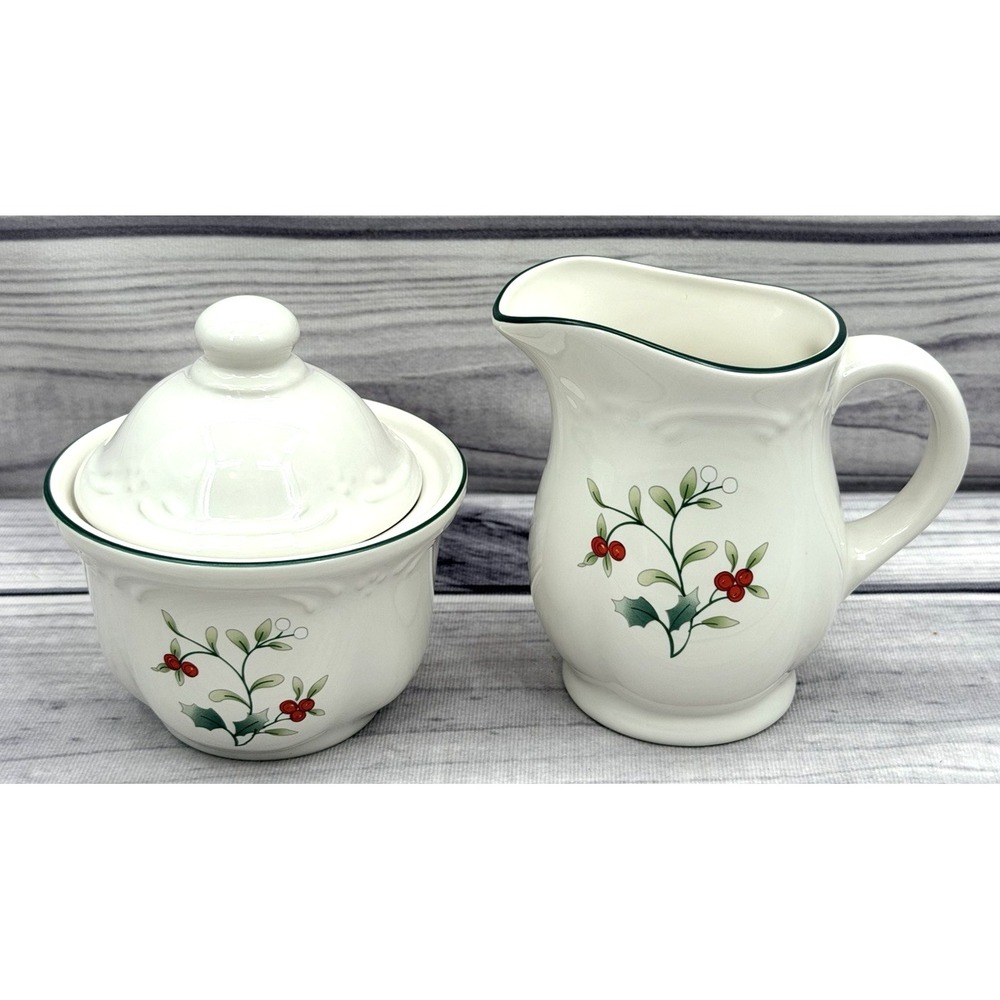 PFALTZGRAFF WINTERBERRY CREAMER AND SUGAR BOWL - HOLIDAY HOLLY / BERRY
